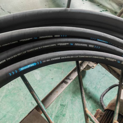 D2A83EF48737CAB101C0C9618775292A